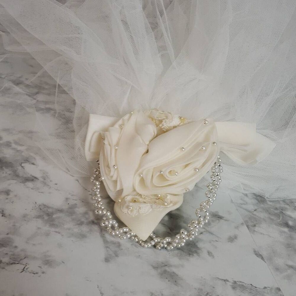 Vintage Wedding‎ Veil